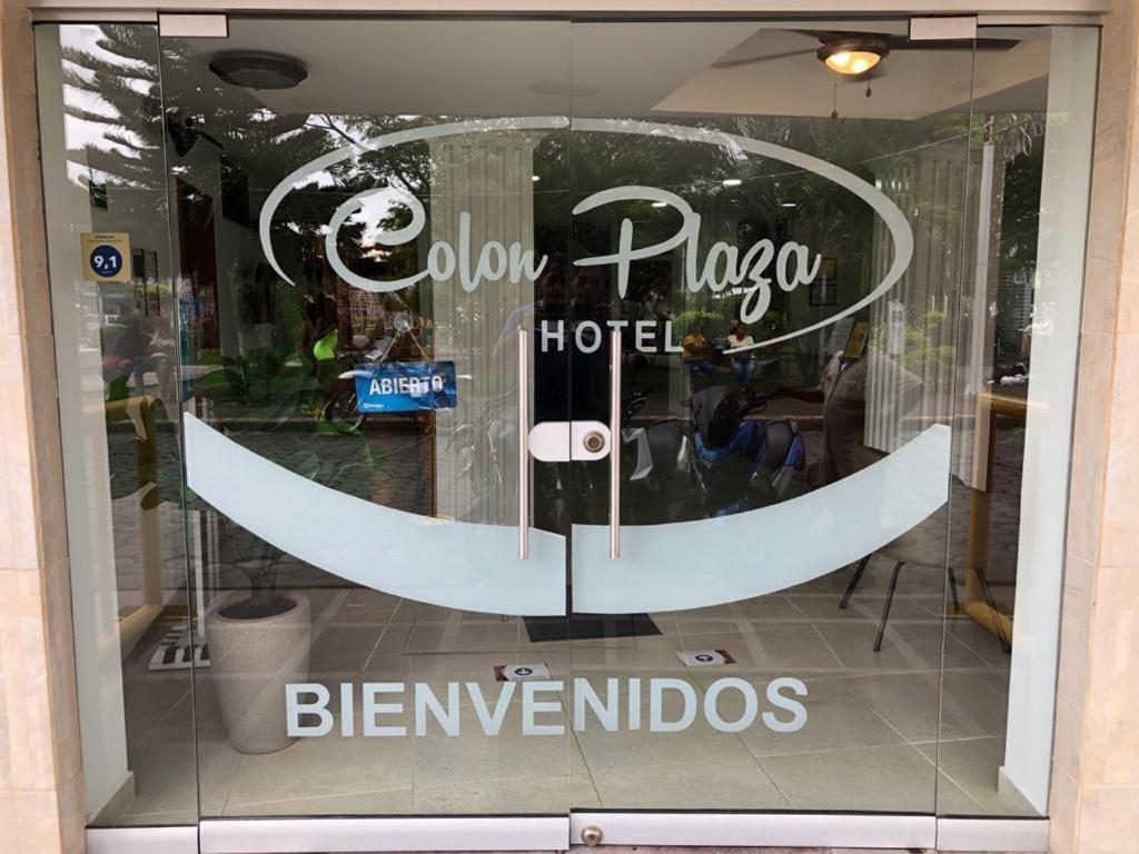 Colon Plaza Hotel توماكو المظهر الخارجي الصورة