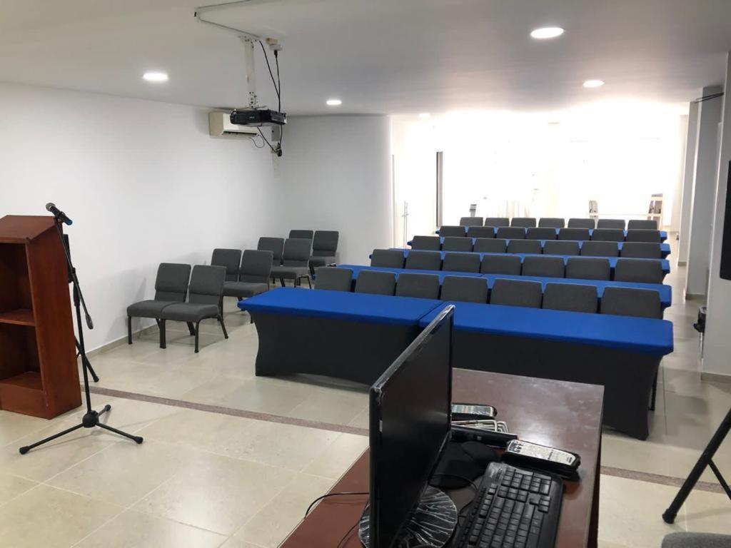 Colon Plaza Hotel توماكو المظهر الخارجي الصورة
